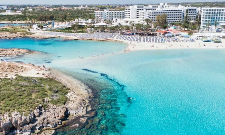 In its effort to increase the number of high-tech and innovative headquartering, the Cyprus government has announced new visa and tax incentives to attract digital nomads, which are expected to be voted in January 2022.