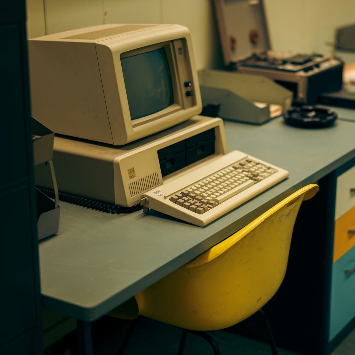 Legacy Systems vs. Modern Mobility Solutions: What the Data Says